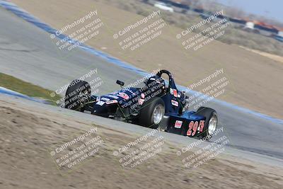 media/Feb-19-2022-Cal Club SCCA Super Tour (Sat) [[420969159b]]/Group 3/Race (Grapevine)/